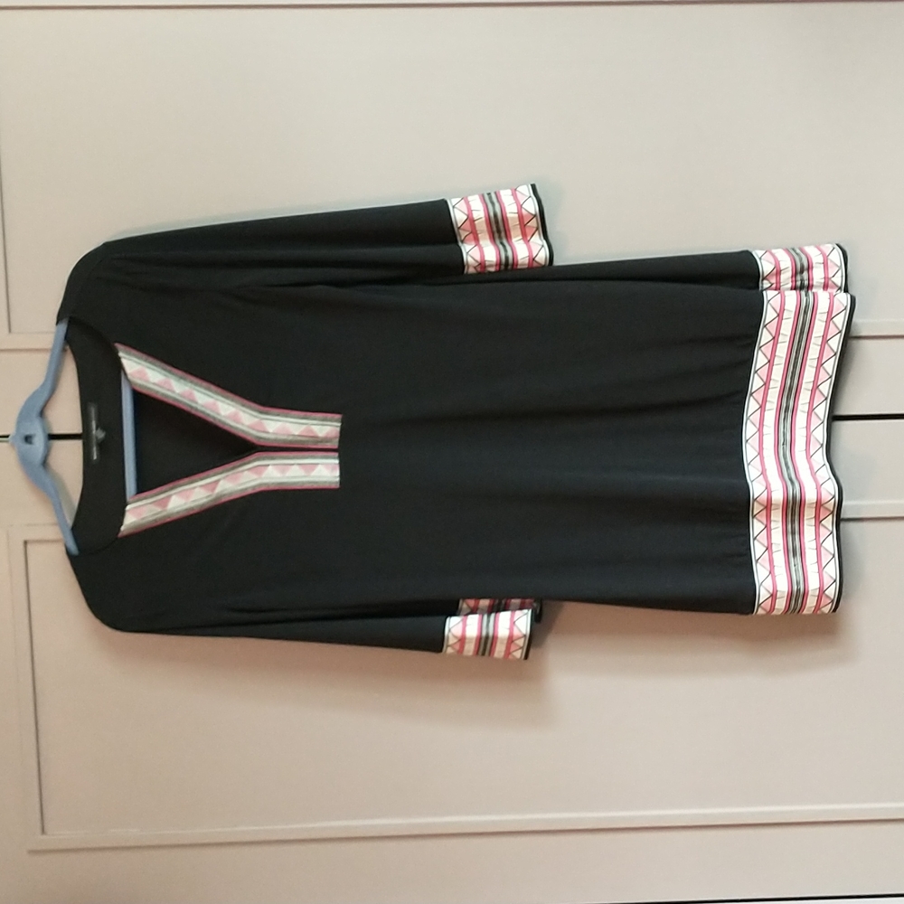 White House Black market dress, size medium